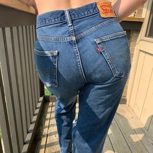 VINTAGE Hand distressed Levi’s straight leg jeans